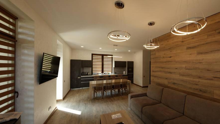 Mountain Residence Apartments & Chalet Bukovel Exterior photo